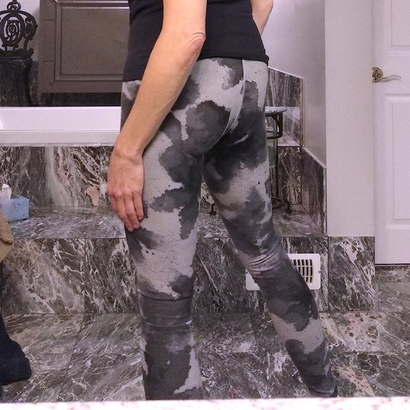 🌸🖤Pretty Lululemon Wunder Under Tights Pant Floral Platoon - Picture 7 of 10